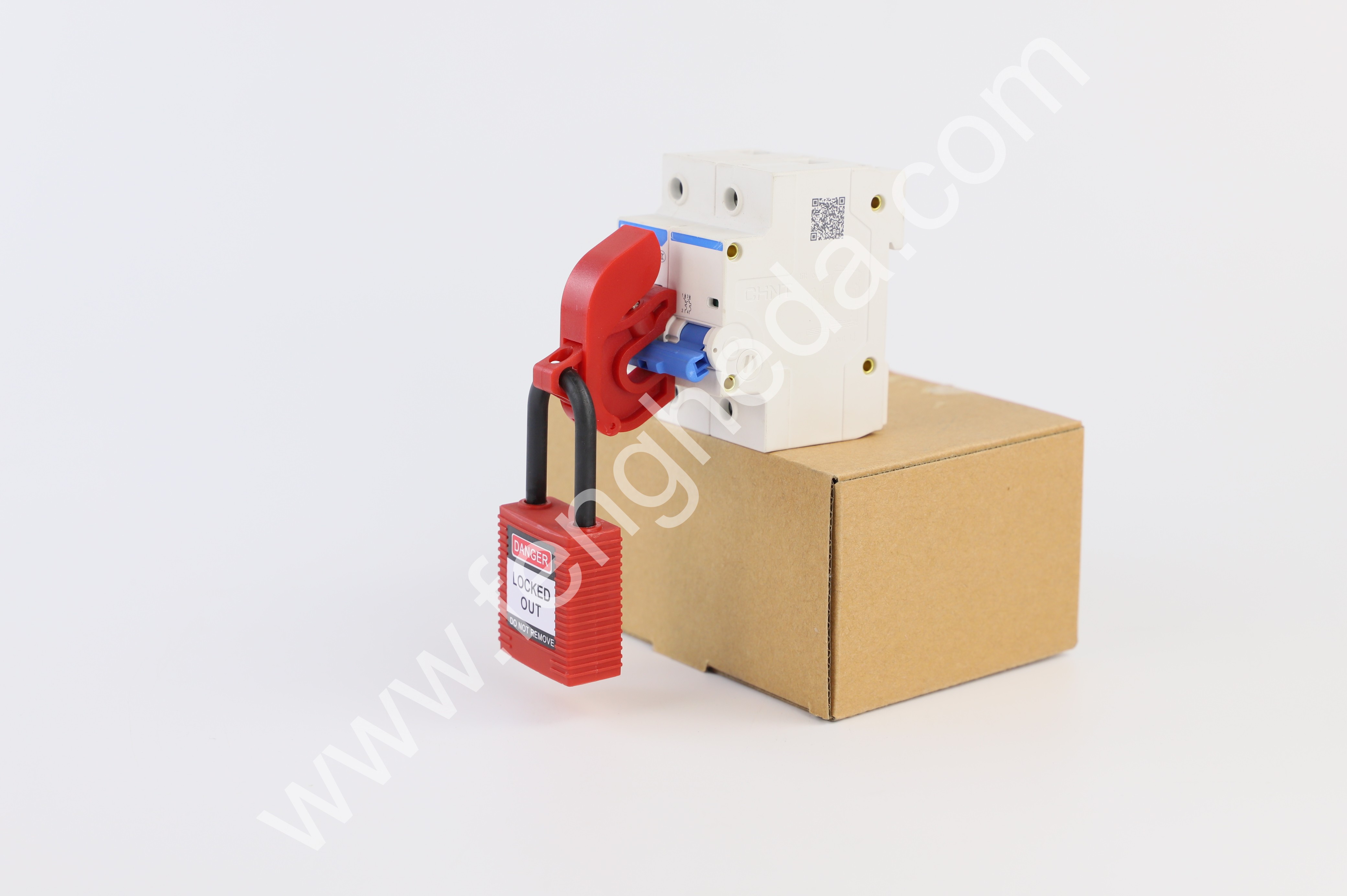 BD-8113 通用微型断路器锁具